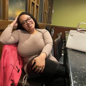 Meet your Posher, Shaniece